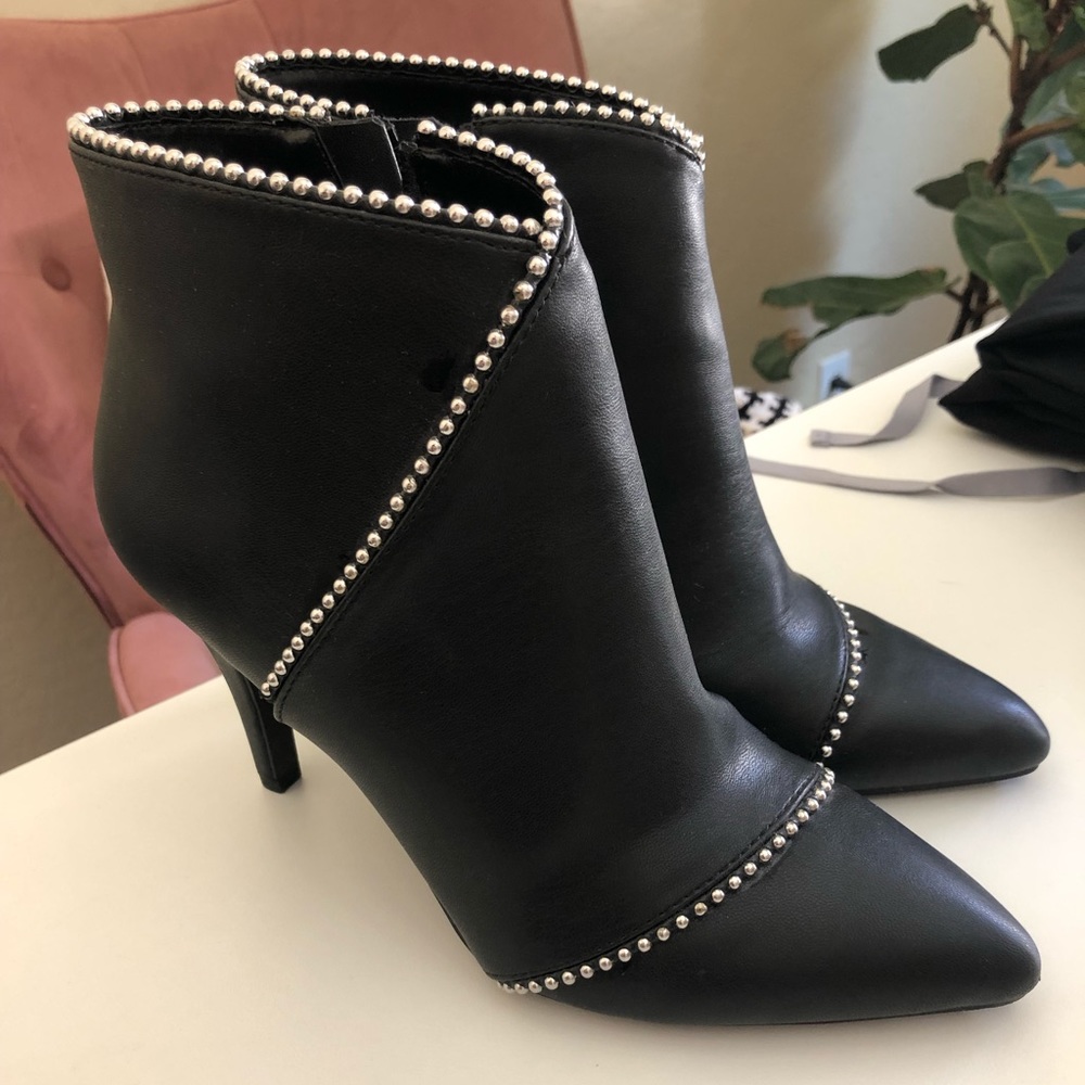Apt 9 heels